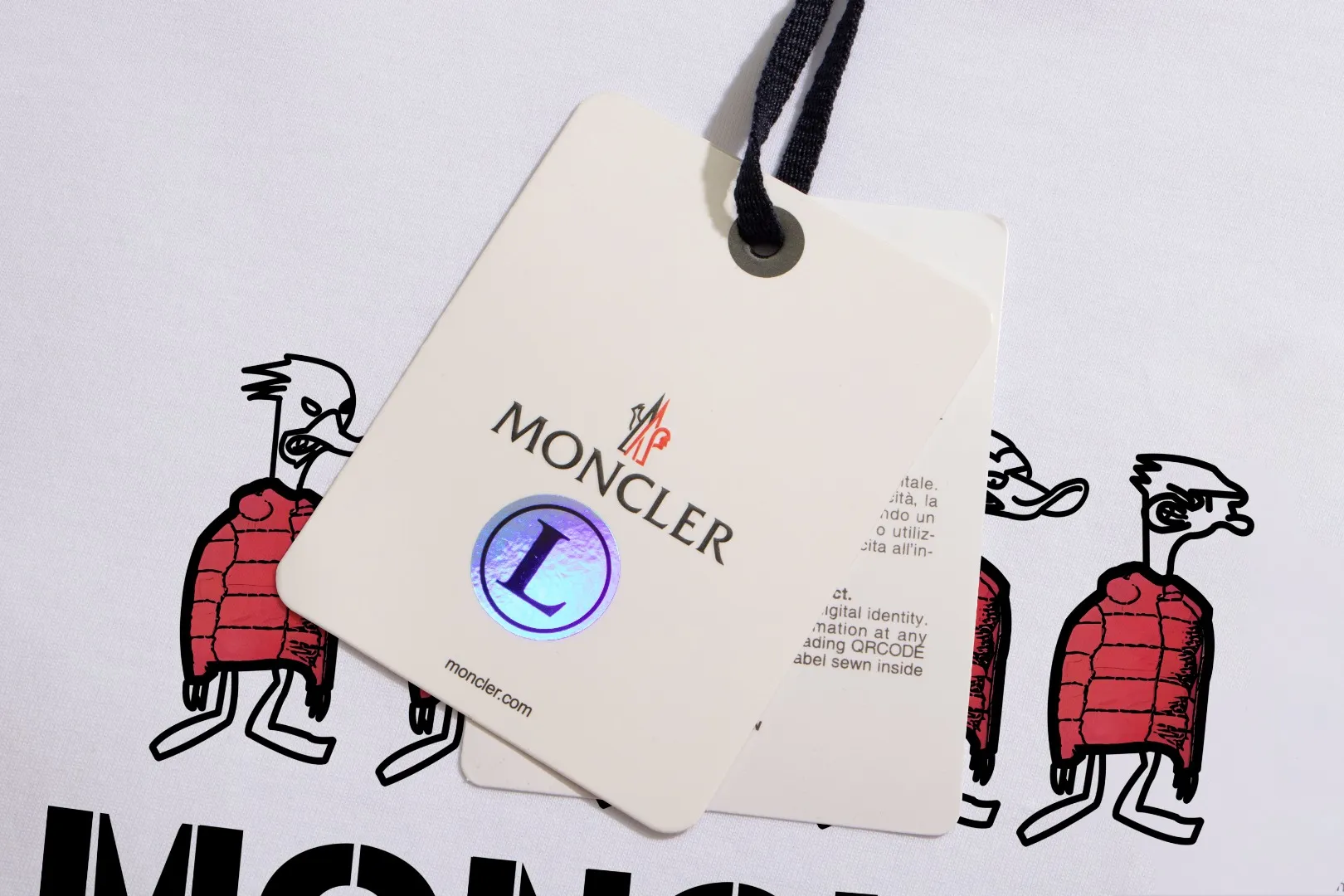 Quality《Moncler~ 》2024New Arrival T , Versatile Quality . ‼ 32 250G ‼ T 🤪 Sizes：S-M-L-XL-2XL ：Black White 、 Same Style